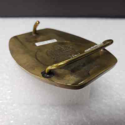 [Belt Buckle] Bechtel, Al-Tameer Project, 1992-1993 Free Kuwait, Antique-Bronze - Hinge: Angled view of the hinge.