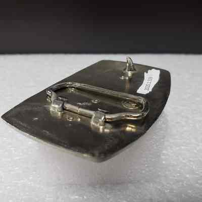 Hinge, angled