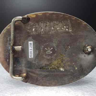 [Belt Buckle] Brooks, Silver Black Gold Red [Broken] - Back: View of the back.