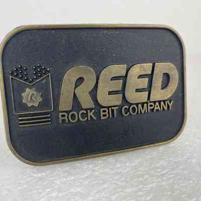 Angled View of Buckle