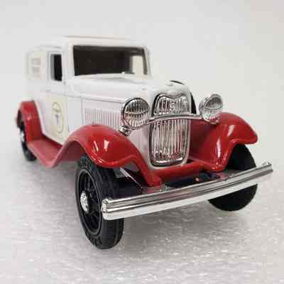 [Model] Texaco, Ford Delivery Van 1932, ERTL Nostalgia Collector Series #3, Die-cast Money Bank, 1986