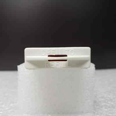 Left edge with closure, closed