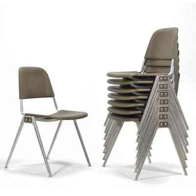 1601 Stacking Chair
