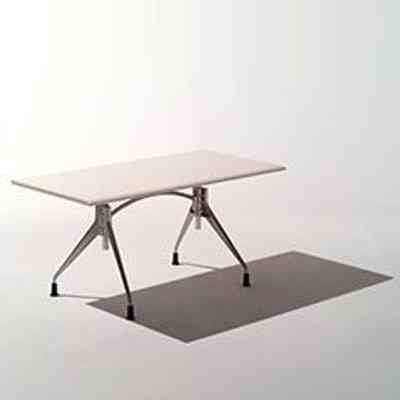 Avive Table