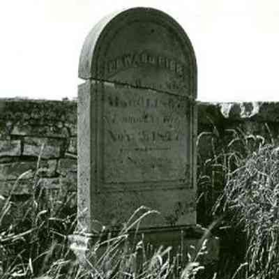 Edward Pier Headstone