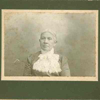 Mrs. John Niles