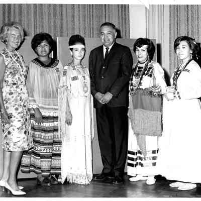 Robert Bennett and five women