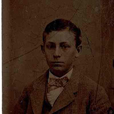 "E.M. Dick, Grace, Loth, Mabel, Phillip" O.E. Heller, #73, C
