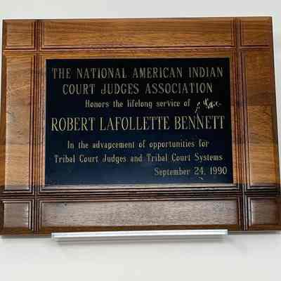Robert "Bob" Bennett Plaque