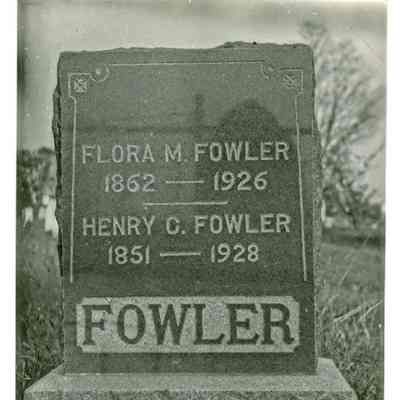 Headstone of Flora M. Fowler and Henry C. Fowler