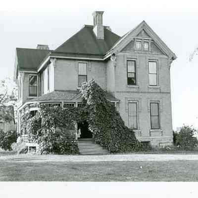 Sheriff Brills Home at South Kaukauna