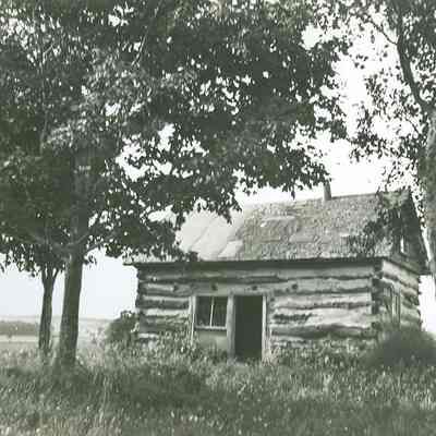 Log cabin