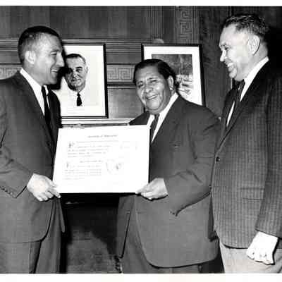 Robert Bennett gifting certificate