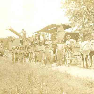 Men with thresher - "Tony Halfman threshing outfit"