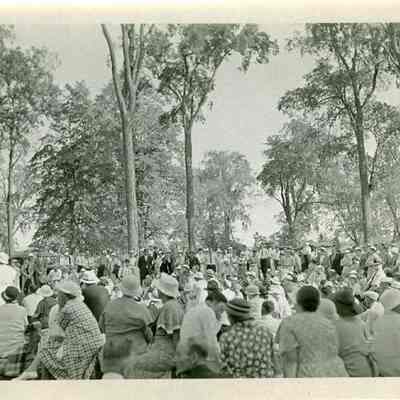 Crowd at the Baptist Pilgrimage Aug 5, 1934