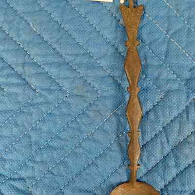 Measuring Spoon with Hanging Loops