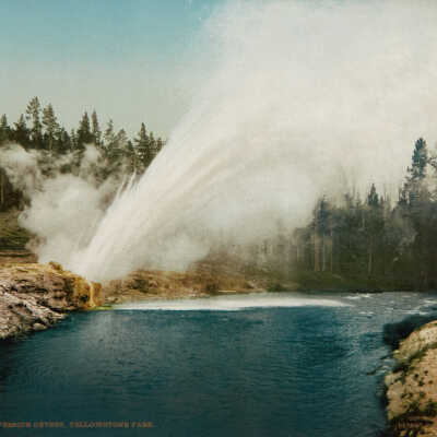 Riverside Geyser