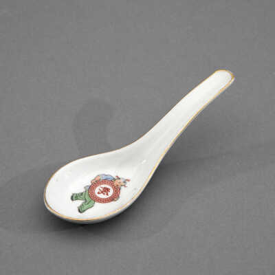 Table Setting: The USA Great Seal Table Setting for Two