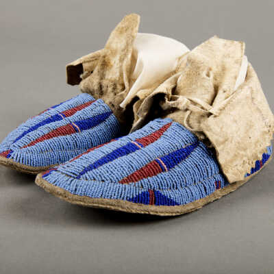 Woman's Moccasins