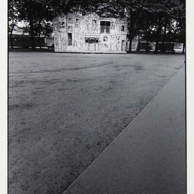 Circus, Paris (imaginary town)