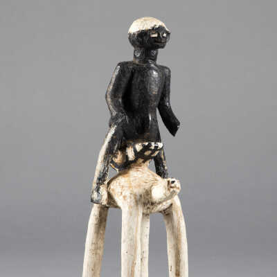 Zoomorphic Divination Figure