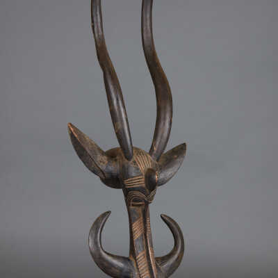 Kagba Headpiece, Fire-spitter