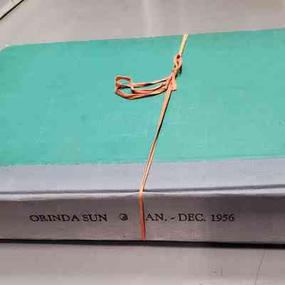 Book of Orinda Sun Newspapers 1956: This book contains all editions of the Orinda Sun published in 1956.