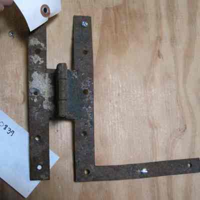 HL Hinge