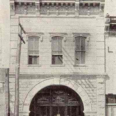Columbian Banking and Trust Company Building (565 King Street)