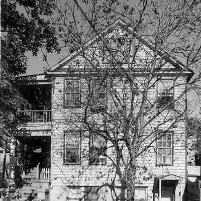 32 Mary Street Before Rehabilitation