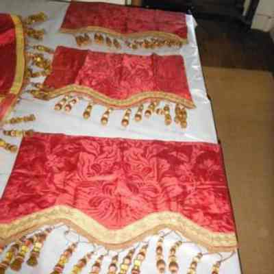 Curtain