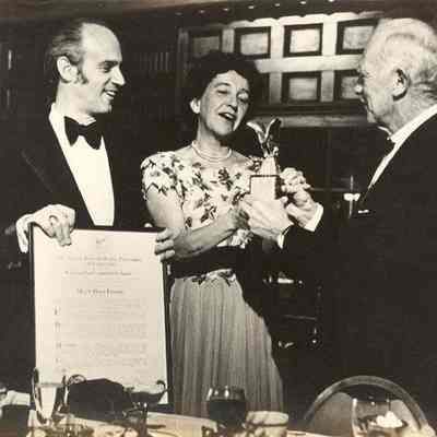 Frances Edmunds Receiving Crowninshield Award