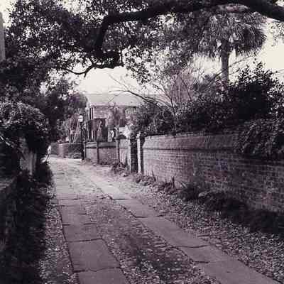 Longitude Lane