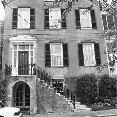 4 Logan Street (Frost House)