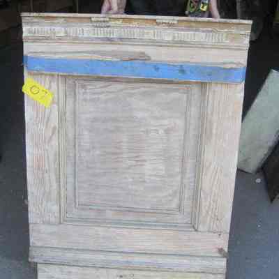 Plywood Panel/Wainscoting with Decorative Chair Rail