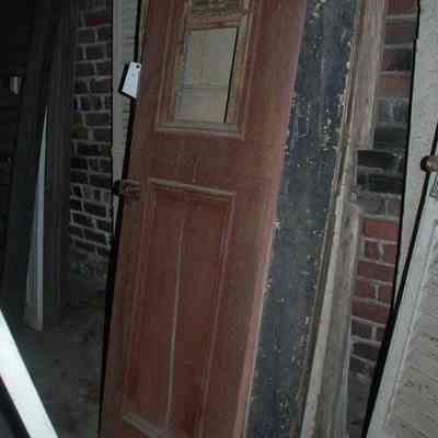 Louvered Door (with Window)