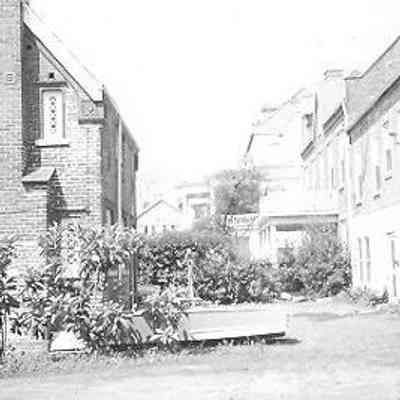 8 Ropemaker's Lane (Dr. Charles Sheppard's Laboratory)