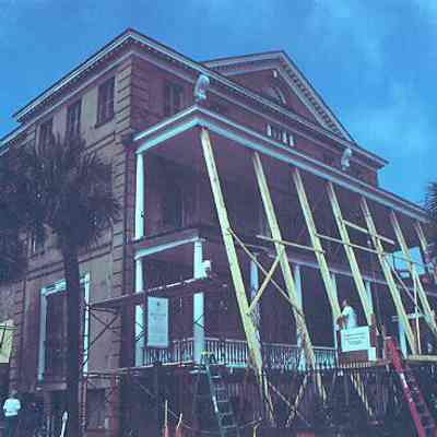 Aiken-Rhett House Stabilization (48 Elizabeth Street)