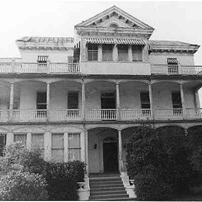 313 Meeting Street