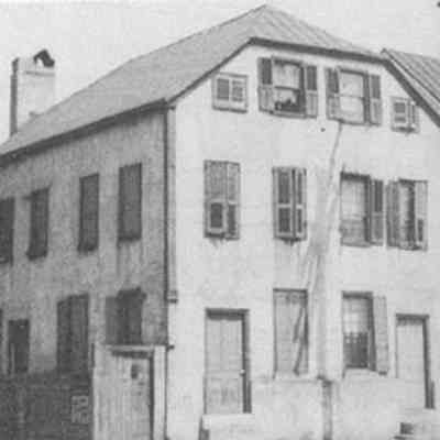 392-394 Meeting Street