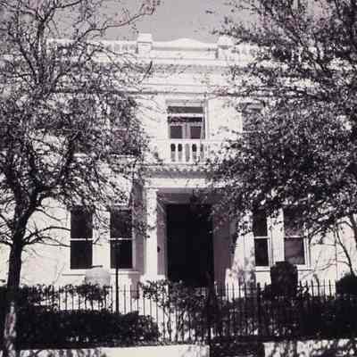 Lazarus-Gadsden Building (66 Hasell Street)