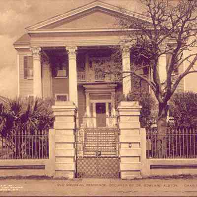Old Colonial Residence (172 Tradd Street)