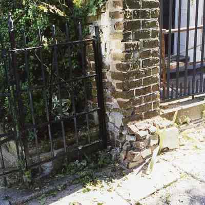 Thomas Tucker House Brick Gate Post Documentation