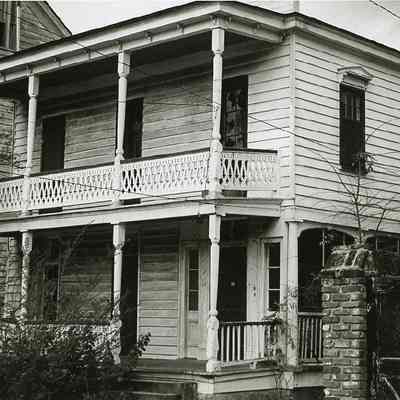 6 George Street