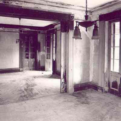 Kohne Leslie House Double Parlors Before and After Restoration (72 Anson Street)