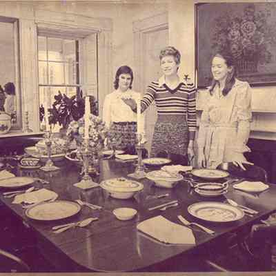 The Hostesses