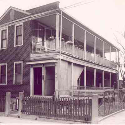 82 Anson Street (Mary Smith House) Before Demolition