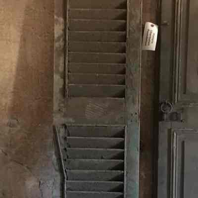 Wood Shutter