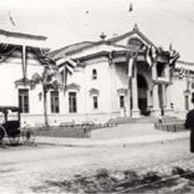 121 Rutledge Avenue (Cannon Park and Ruins of The Charleston Museum)