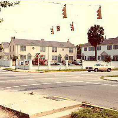 Corner of Ashley Avenue and Broad Street (~37-45 Ashley Avenue)